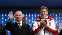 Vladimirs Putins un Aleksandrs Zubkovs
Foto: AFP/Scanpix