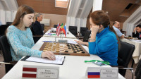 Jeļena Česnokova un Matrena Nogovicina
Foto: ufa17.fmjd.org