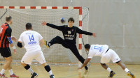 "Celtnieka" vārtsargs Raitis Puriņš ielaiž vārtus pret "Holon Yuvalim". Foto: GL Sports Photography
