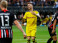 "Borussia" sit savos vārtos un izlaiž uzvaru Frankfurtē "Borussia" sit savos vārtos un izlaiž uzvaru Frankfurtē