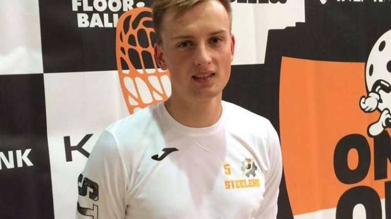 Andris Blumbahs "Steelers" kreklā