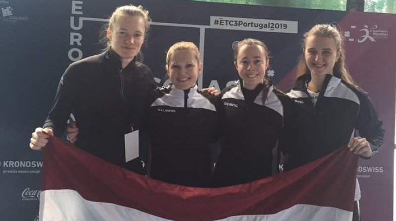 Ineta Mackeviča (no kreisās), Baiba Lulle, Liene Rieba un Elīza Dombrovska. Foto no Lulles Facebook profila