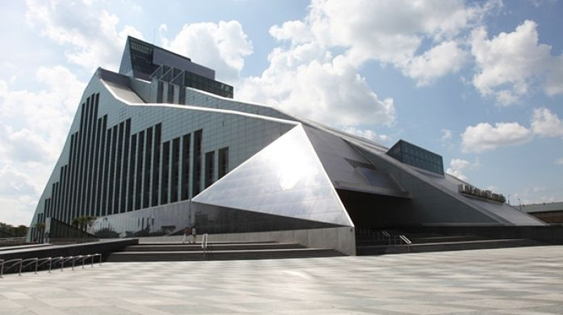 Latvijas Nacionālajā bibliotēka. Foto no lnb.lv