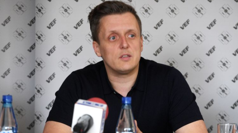 Edgars Jaunups. Foto: Romāns Kokšarovs/F64