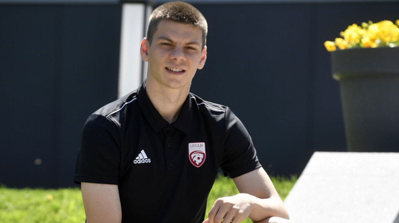 Daniels Ontužāns. Foto: Romāns Kokšarovs, f64