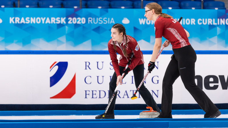 No kreisās: Veronika Apse, Ērika Patrīcija Bitmete
Foto: WCF/Emil Cooper