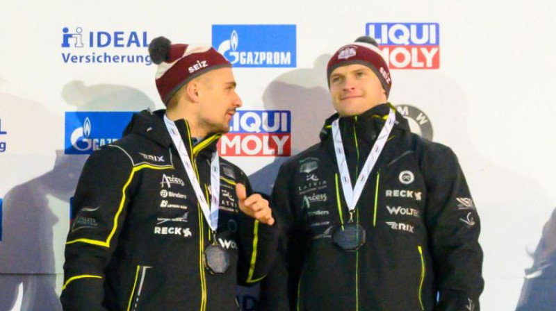 Oskars Ķibermanis un Matīss Miknis. Foto: Reuters/Scanpix