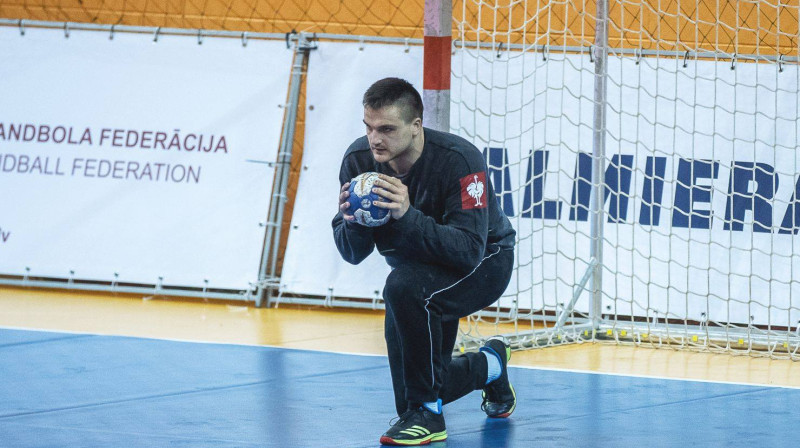 Artūrs Kuģis atšķīra jaunu lappusi savā karjerā - Zviedrijas handbola virslīga.