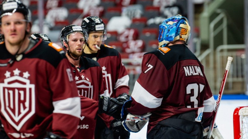 Rīss Skārlets un Ivans Naļimovs. Foto: Kaspars Volonts/dinamoriga.lv