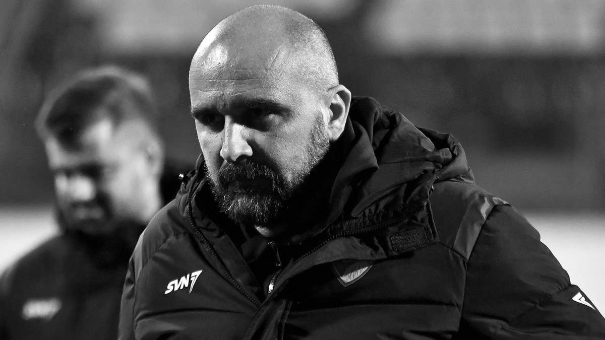 Serbijas čempionāta spēles laikā miris galvenais treneris