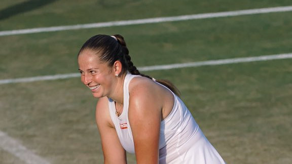 Ostapenko uzsākusi sadarbību ar Švjontekas bijušo treneri – Teniss – Sportacentrs.com