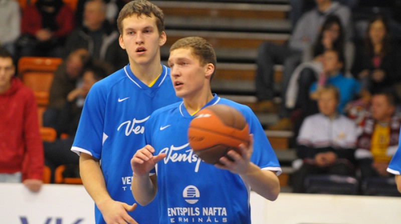 Jānis Strēlnieks un Artūrs Bērziņš
Foto: Fotostudija J&L