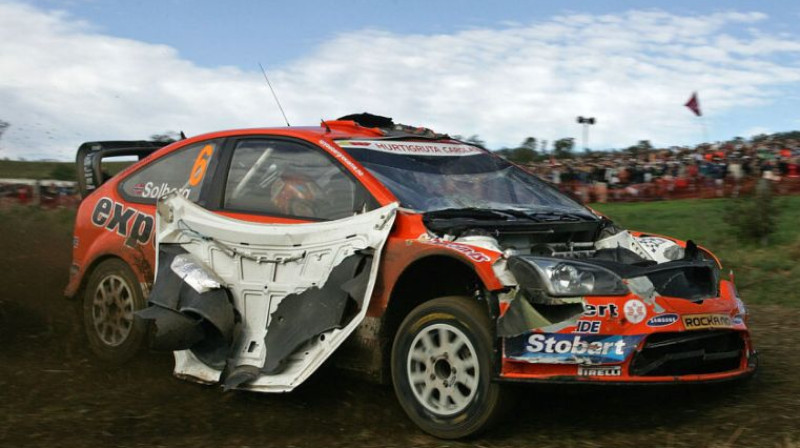 Henings Solbergs pēc avārijas
Foto: www.ewrc.cz