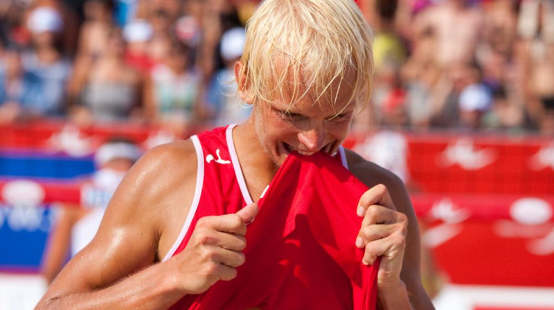 Toms Šmēdiņš 
www.cev.lu