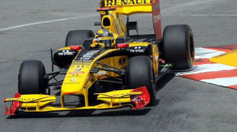 "Renault" pilots Roberts Kubica
Foto: AP / AFP / Scanpix Sweden