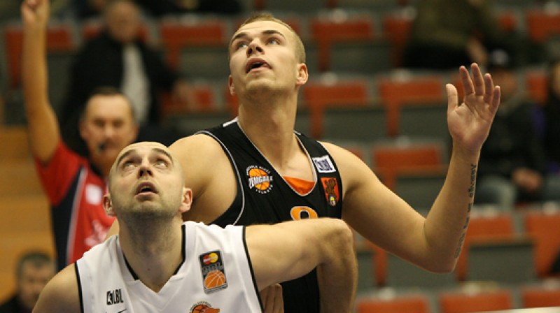 Māris Gulbis (no labās)
Foto: Mārtiņš Sīlis