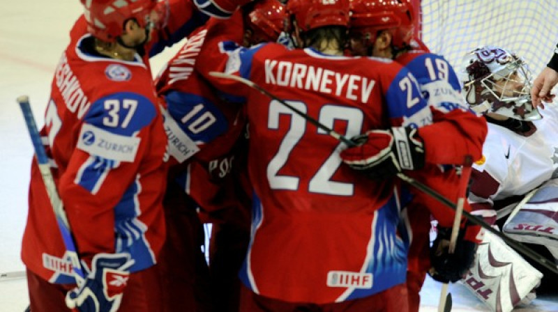 Krievijas izlases hokejisti
Foto: Romāns Kokšarovs, Sporta Avīze, f64