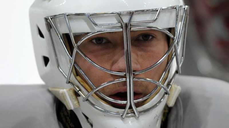 Vai tiešām vārtsargi nāk un iet, bet... Edgari šajā komandā paliek?

Foto: Romāns Kokšarovs, Sporta Avīze.