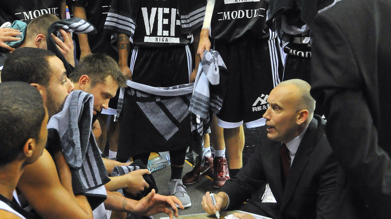 VEF saturs pagaidām neiepriecina...

Foto: Romualds Vambuts, Sportacentrs.com