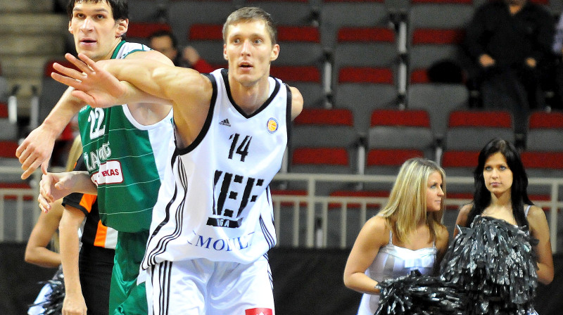 VTB Vienotās līgas trešā sezona VEF Rīga basketbolistiem sola vismaz 14 spēles ar stipriem pretiniekiem.
Foto: Romualds Vambuts, Sportacentrs.com