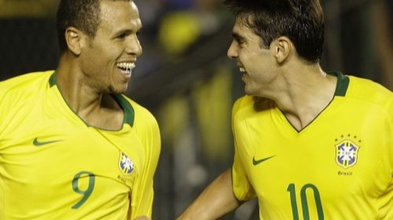 Vai redzēsim Tallinā Luišu Fabiano un Kakā? 
Foto: AP