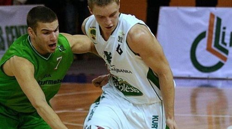Oskars Virsis 
Foto: Arkadijs Bludens, skvalmiera.lv