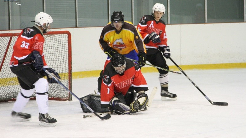 Taurus : Detonators pirmā tikšanās (4:2) BBHL foto