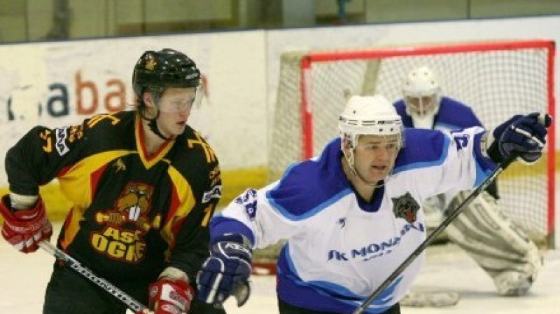 ASK/Ogre un Ozolnieki/Monarch hokejisti šovakar nūjas krustos atkārtoti
Foto: Ritvars Raitis