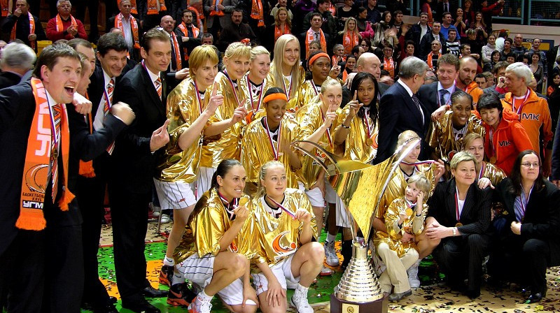 Gundars Vētra un UGMK ar Krievijas kausu
Foto: www.basket.ugmk.com