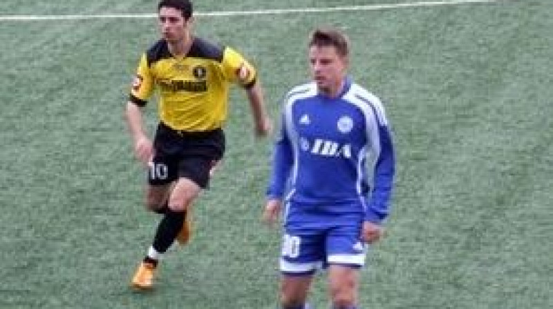 Vladimirs Koļesņičenko (pa labi) Baku "Inter" sastāvā
Foto: www.inter.az