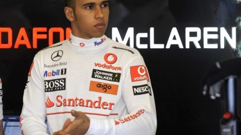 Pagaidām Luiss Hamiltons ir bukmeikeru favorīts
Foto: AP/Scanpix
