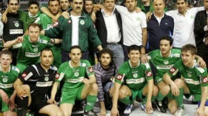 Nikosijas "Omonoia"
Igors Dacko un Aleksandrs Žukovs - apakšējā rindā pirmais un trešais no labās puses
Foto: www.kerkida.net