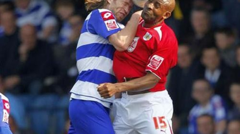 Kaspars Gorkšs (pa kreisi)
Foto: www.qpr.co.uk