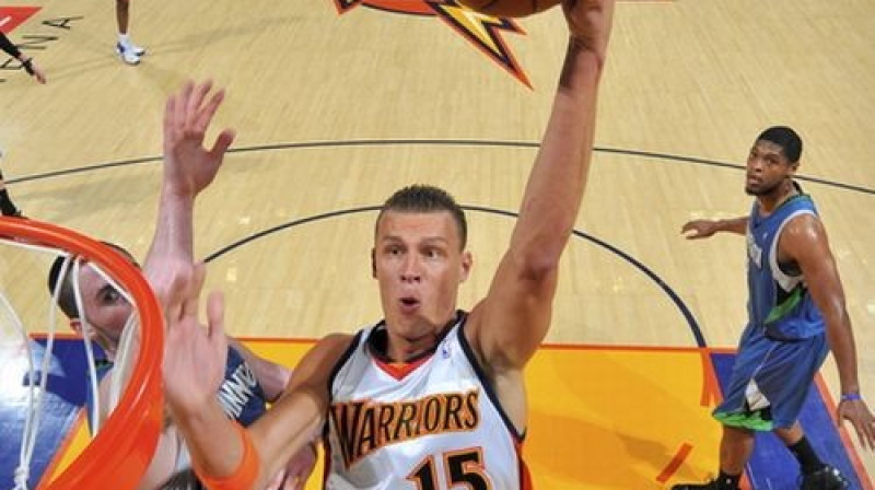 Andris Biedriņš 
Foto: AFP