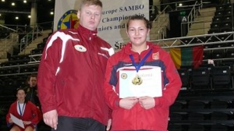 Marina Mazure ar treneri Sergeju Vasjkovu
Foto: Jelgavas BJSS