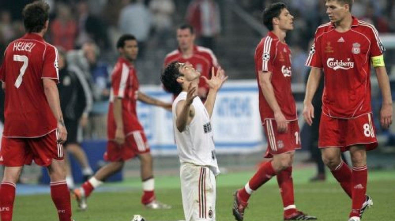 Kakā pēc ''Milan'' uzvaras 2007.gada UEFA Čempionu līgas finālā. Džerards blakus...
Foto: Professional Sport