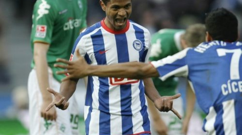 Rafaels atzīmē vārtu guvumu
Foto: AP