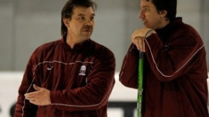 Latvijas izlases smadzenes - Oļegs Znaroks un Harijs Vītoliņš
Foto: Romāns Kokšarovs, Sporta Avīze, f64