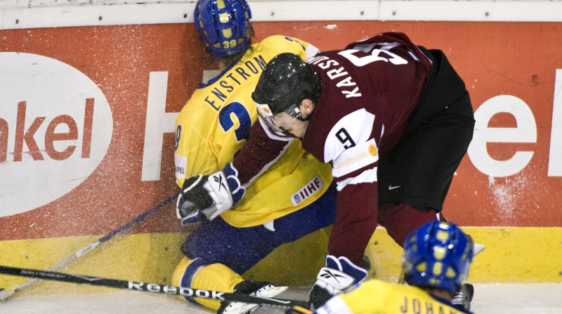 Mārtiņš Karsums pret Tobiasu Enstromu
Foto: Scanpix Sport
