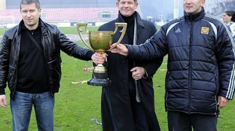 Romāns Grigorčuks (no labās)
Foto: Romualds Vambuts, eSports.lv