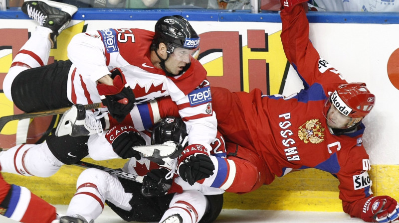 Pērn pasaules čempionāta finālā...
Foto: AP