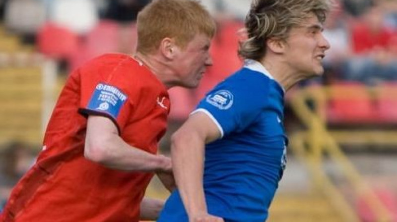 Artūrs Silagailis (pa kreisi) divcīņā
Foto: www.fcdnipro.dp.ua