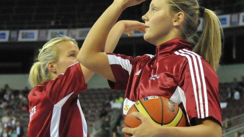 Sabīne Niedola
Foto: Romualds Vambuts, eSports.lv