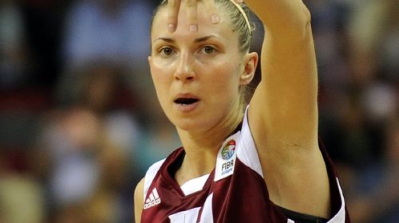Latvijas valstsvienības aizsardze Kristīne Kārkliņa
Foto: Romāns Kokšarovs, Sporta Avīze, f64