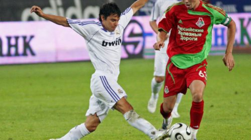 Havjērs Saviola (pa kreisi)
Foto: ITAR-TASS