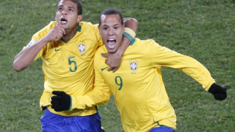 Felipe Melo (pa kreisi)
Foto: AP
