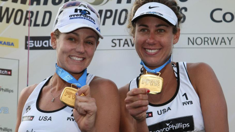Eiprila Rosa un Dženifera Kesija
Foto: www.fivb.com