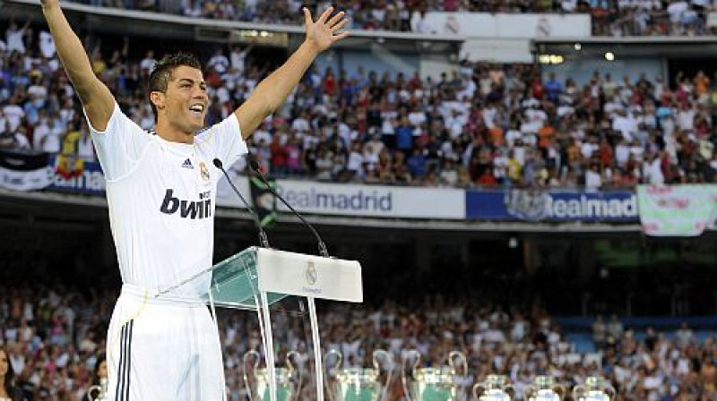 Ronaldu prezentācijas laikā
Foto: AFP
