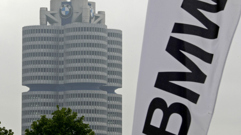 BMW centrālā ēka Minhenē
Foto: AP
