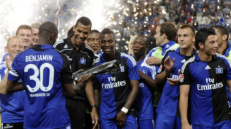 "Hamburger SV" triumfē "T-Home Cup 2009"
Foto: AP